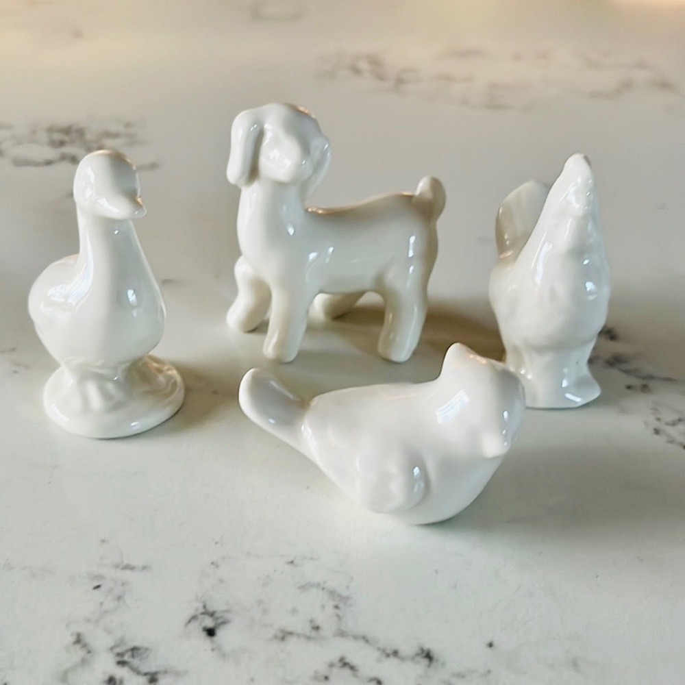 Creative Co-Op Stoneware Barnyard Animals Set of 9 - Picture 5 of 12